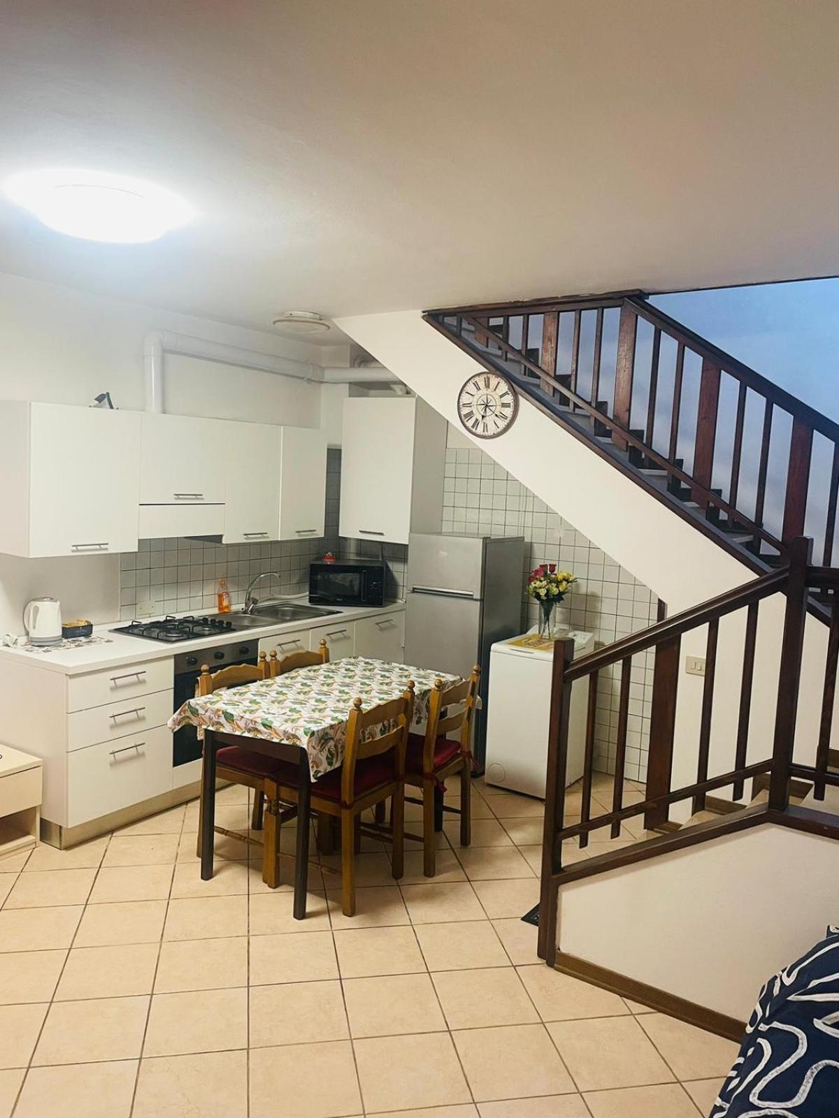 Private House In The Center Of Местре Экстерьер фото
